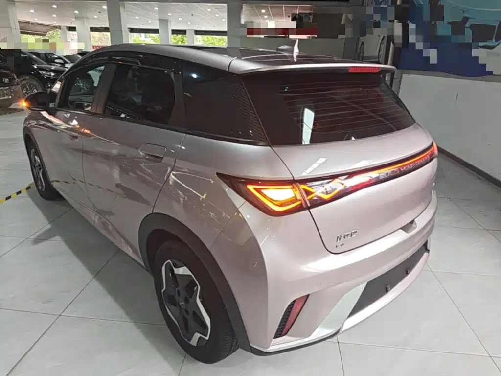 BYD Dolphin — миниатюра 5