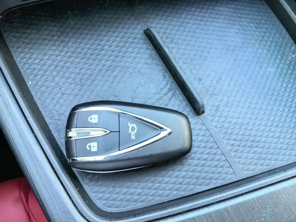 Changan UNI-T — миниатюра 9