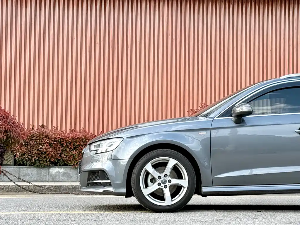 Audi A3 2019 Sportback 35 TFSI Fashion VI