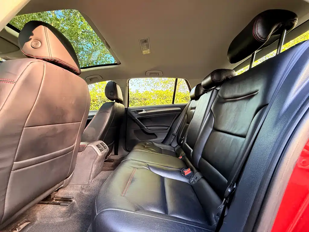 Volkswagen Golf — миниатюра 7