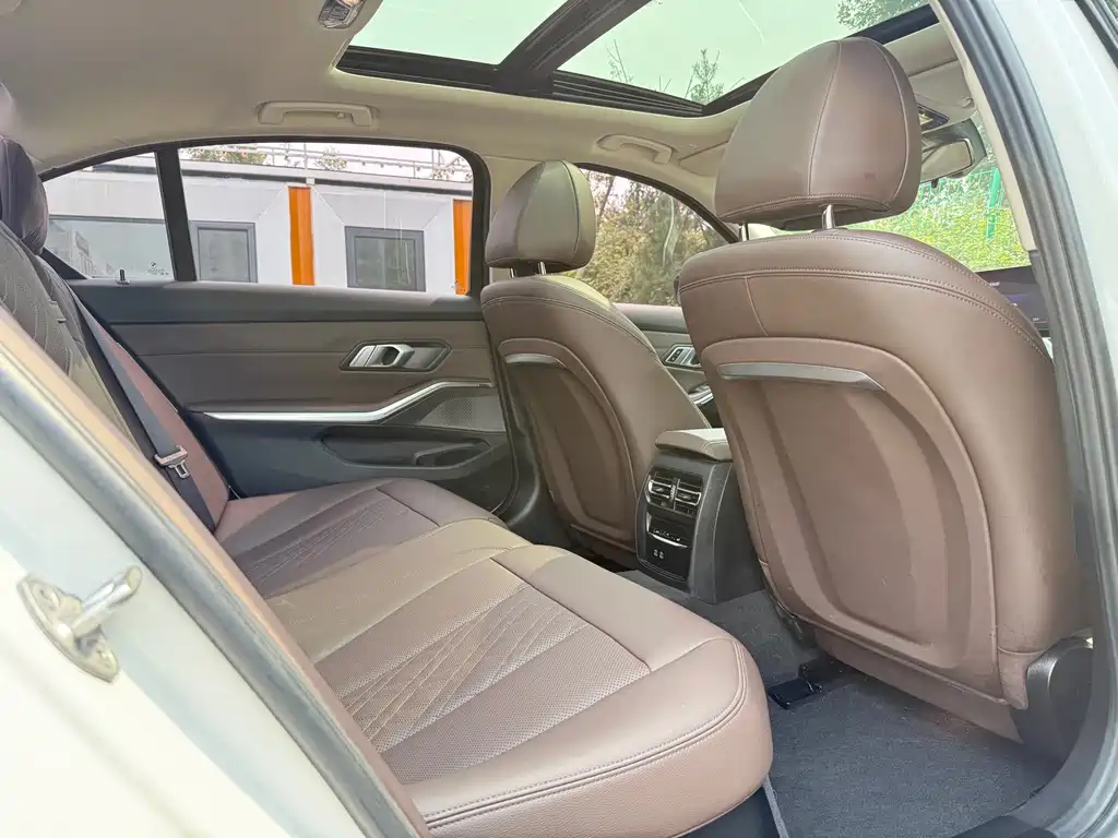 BMW i3 — миниатюра 8