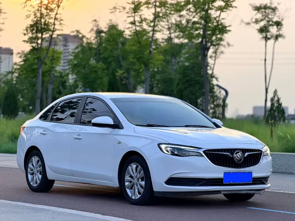 Buick Excelle — миниатюра 3