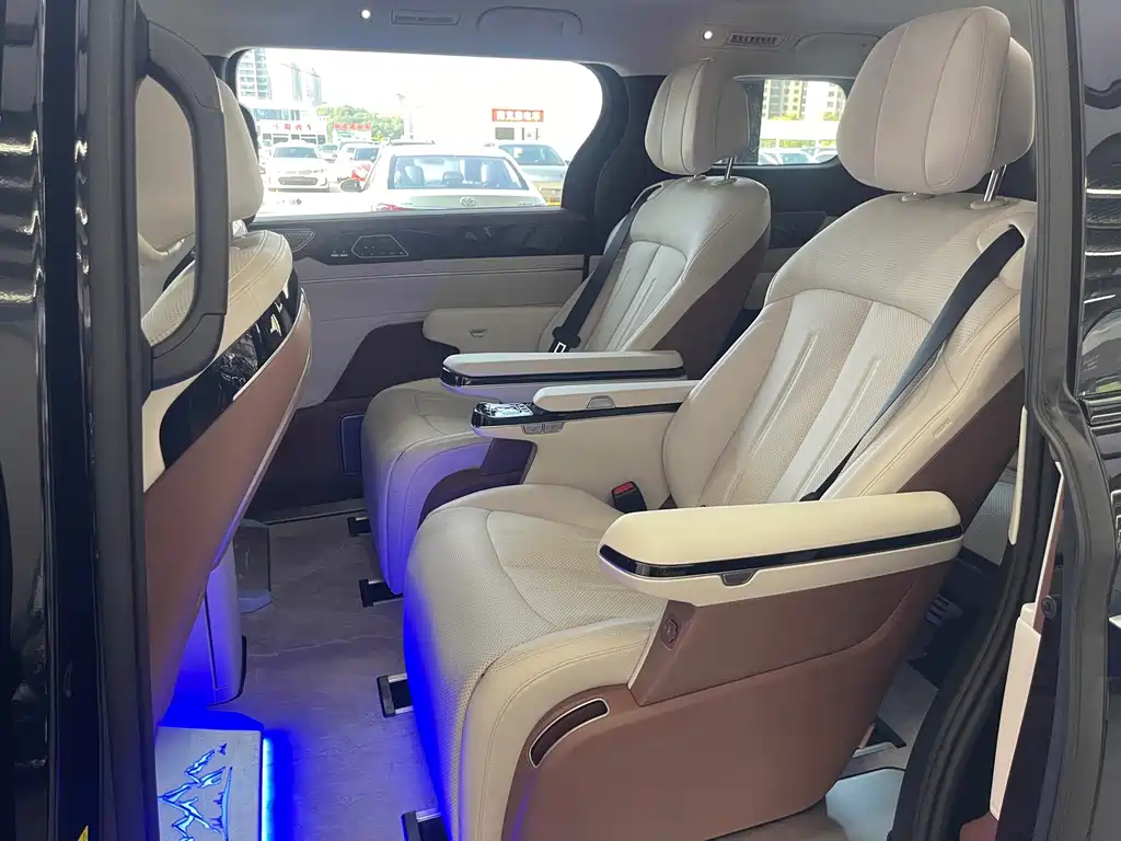 BYD Xia — миниатюра 23