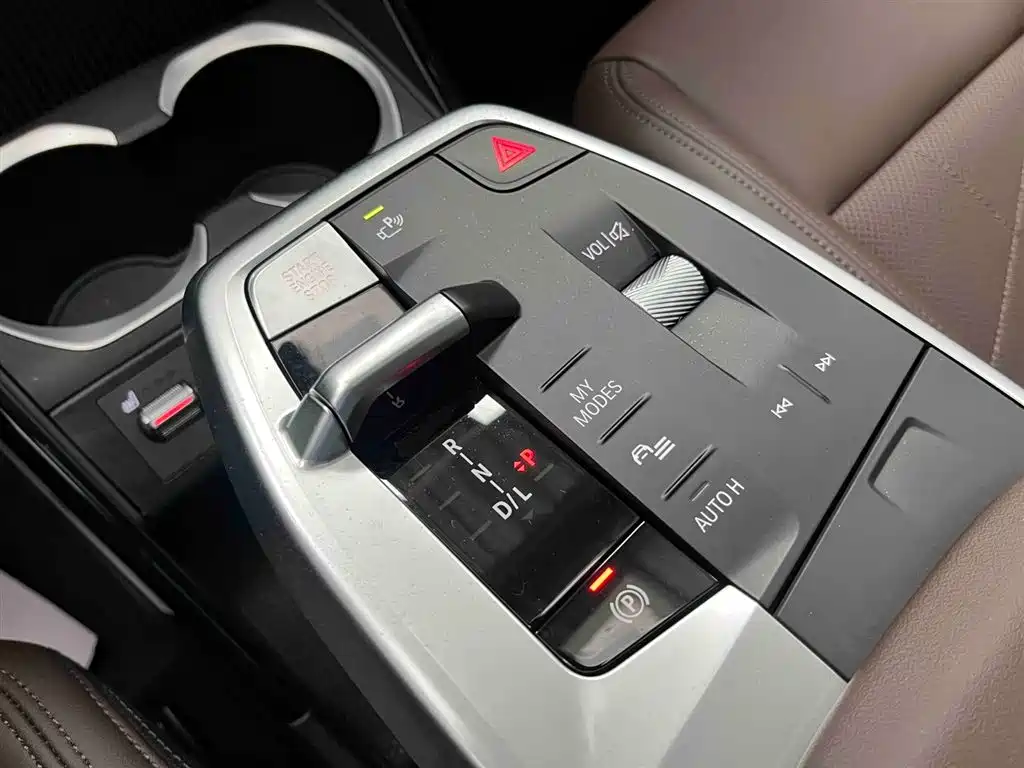 BMW X1 2023 sDrive20Li X