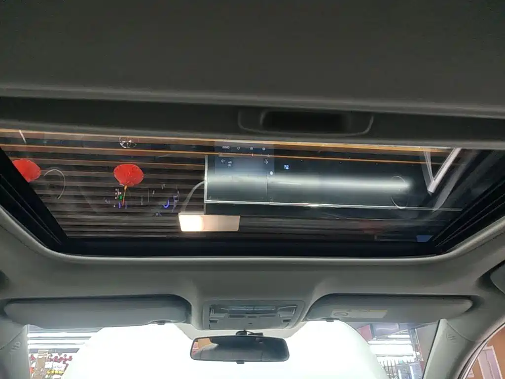 Toyota Corolla — миниатюра 18