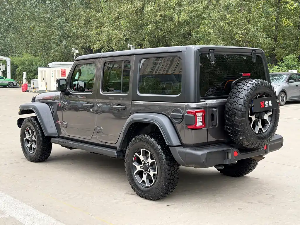 Jeep Wrangler — миниатюра 4