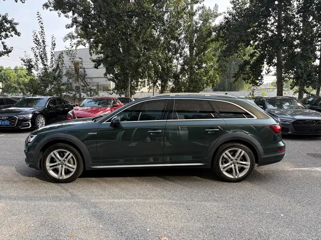 Audi A4 (Import) — миниатюра 3