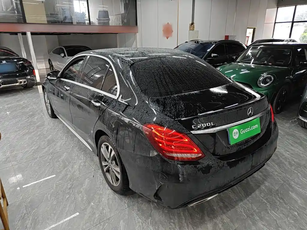 Mercedes-Benz C-Class — миниатюра 5