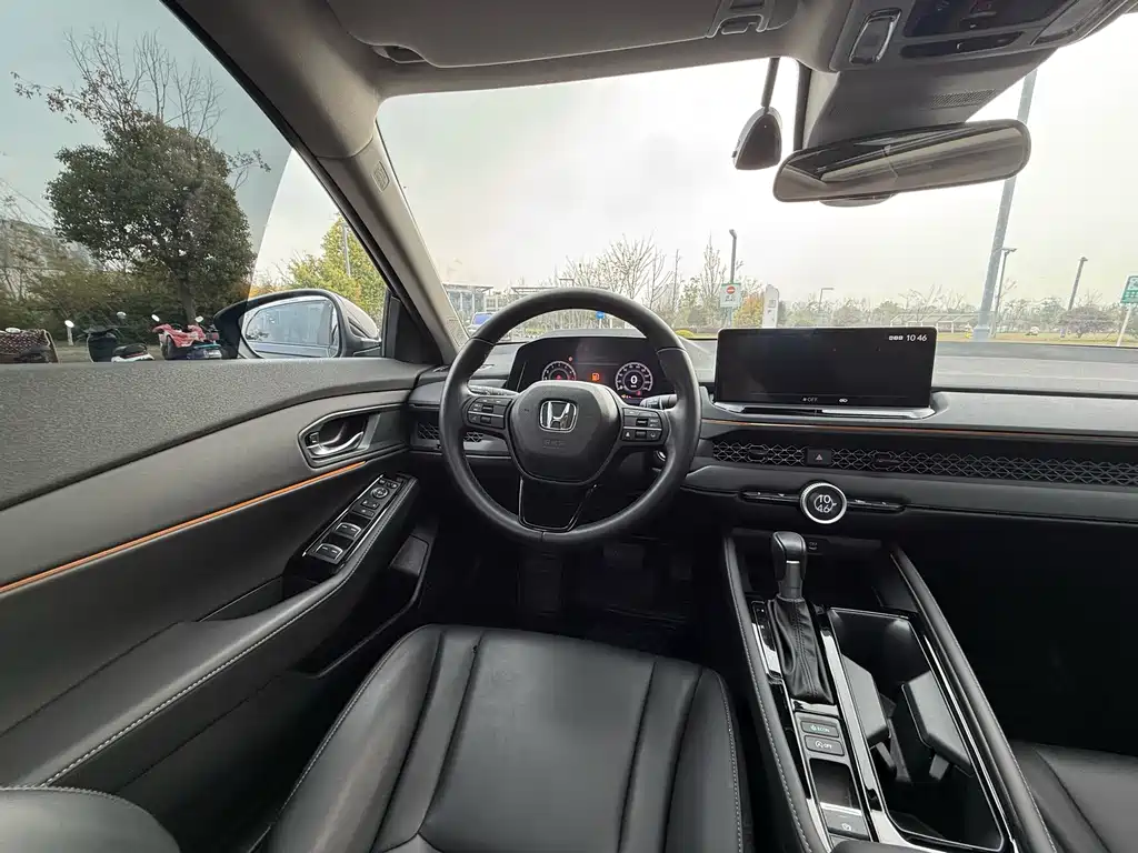 Honda Accord 2025 260TURBO Luxury