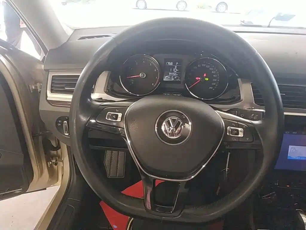 Volkswagen Bora — миниатюра 11
