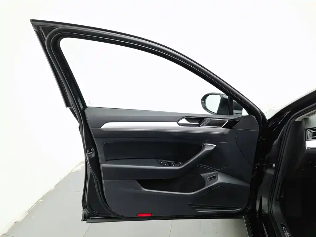 Volkswagen Magotan — миниатюра 8