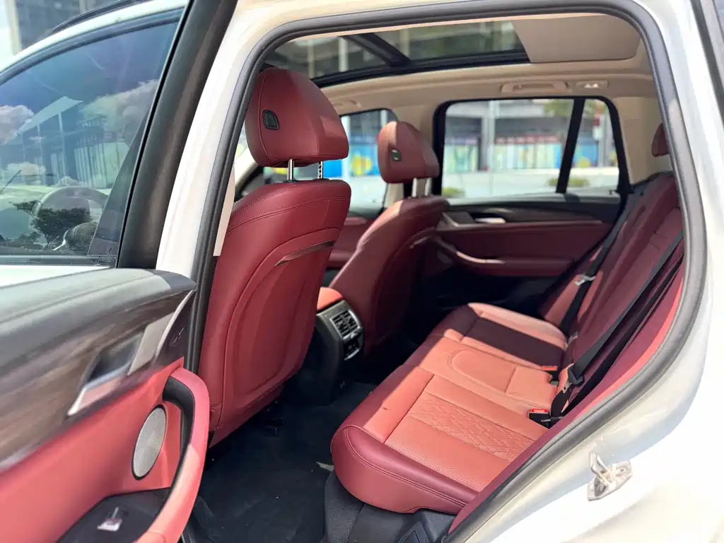BMW X3 — миниатюра 6