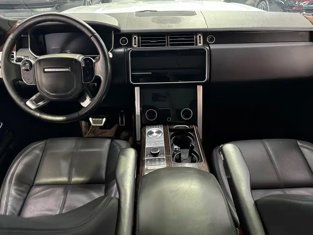 Land Rover Range Rover — миниатюра 8