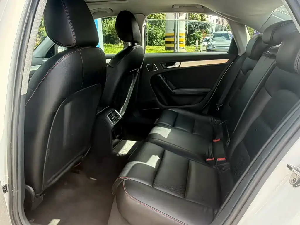Audi A4L — миниатюра 5