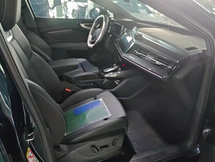 Audi Q4 e-tron 2024 40 e-tron