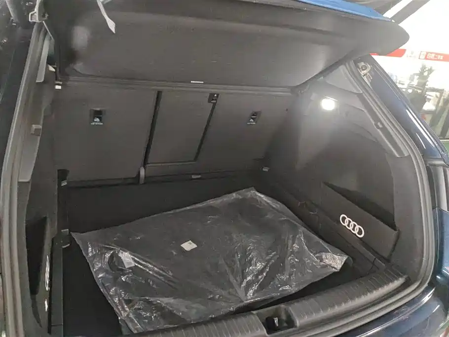 Audi Q4 e-tron 2024 40 e-tron