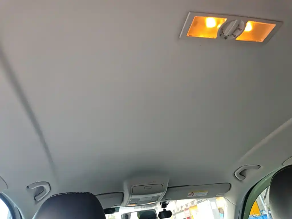 Volkswagen Tiguan — миниатюра 14
