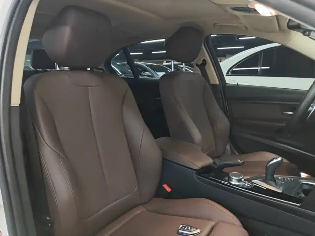 BMW 3 Series — миниатюра 25