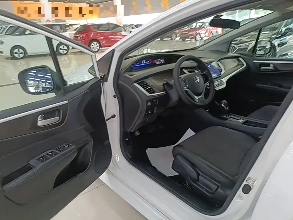 Honda Jade — миниатюра 16