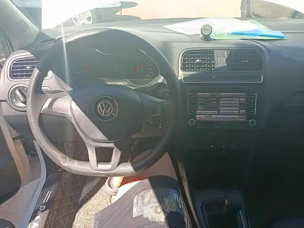 Volkswagen Polo — миниатюра 10
