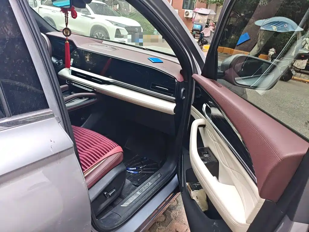 Geely Xingyue L — миниатюра 19