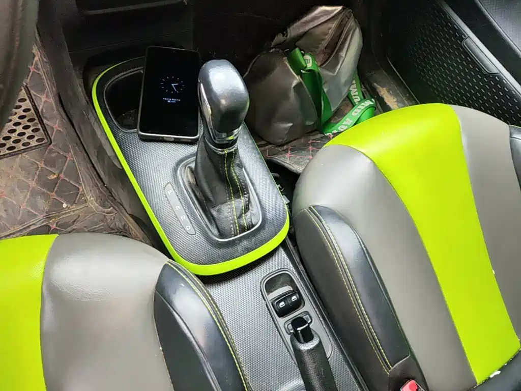 Roewe Clever — миниатюра 14