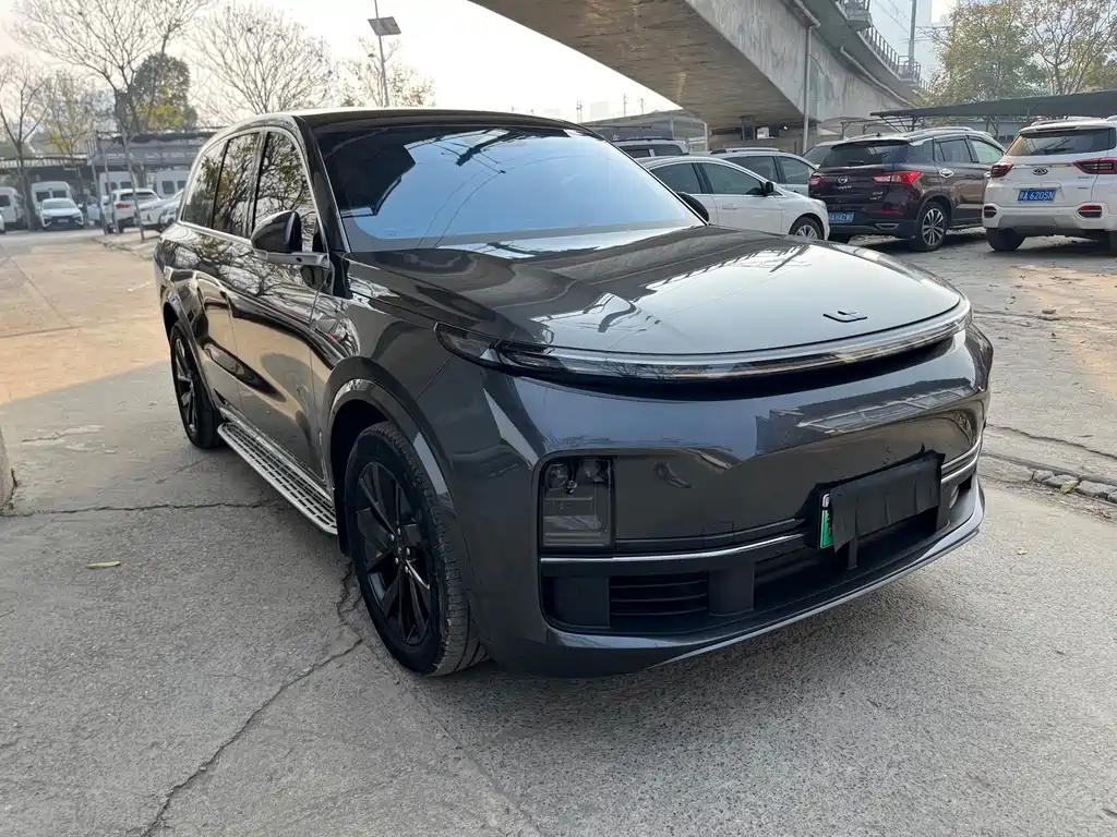 Li Auto IDEAL L8