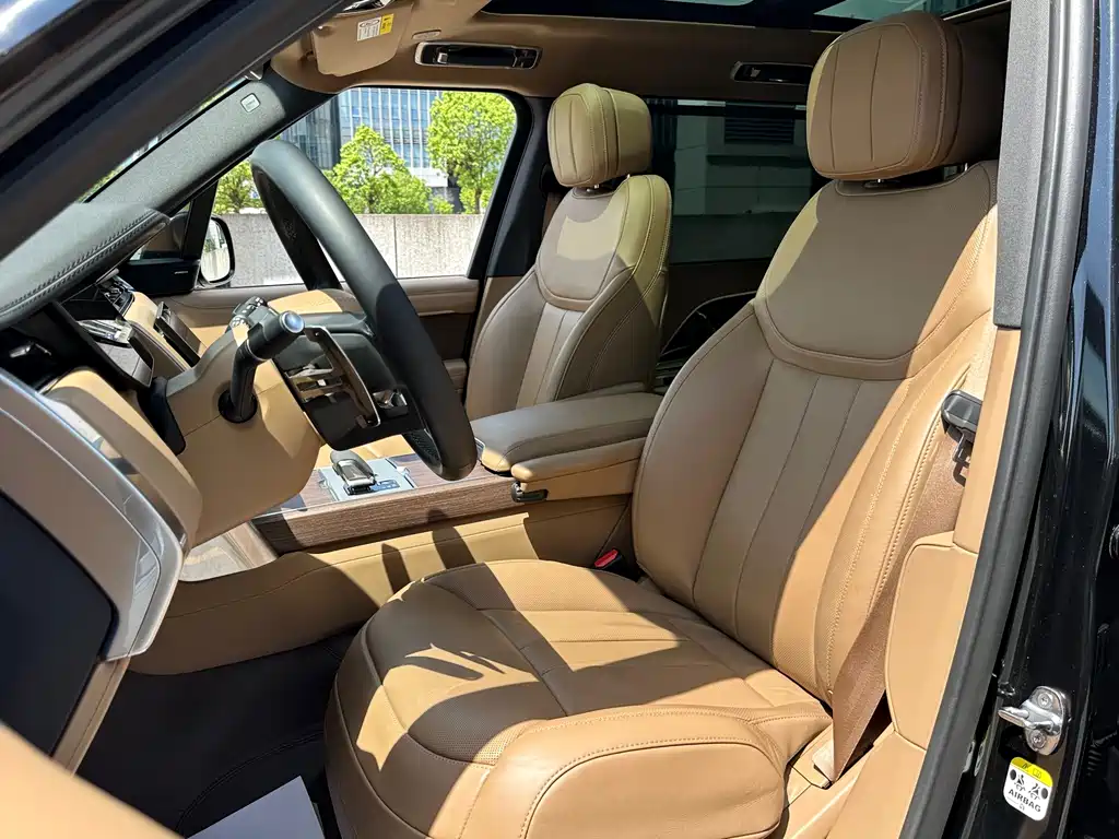 Land Rover Range Rover — миниатюра 7