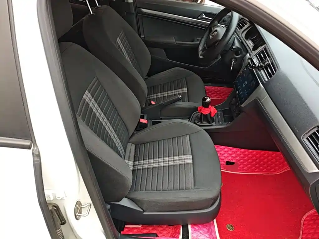 Volkswagen Lavida — миниатюра 25
