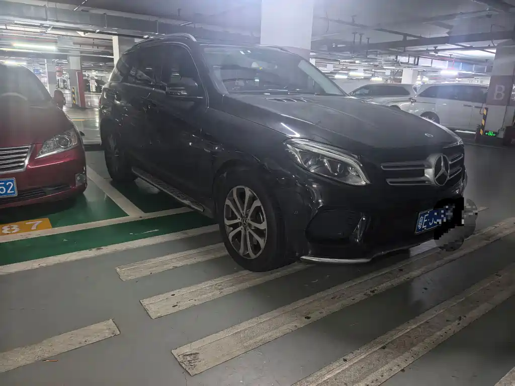 Mercedes-Benz GLE (Import) — миниатюра 2