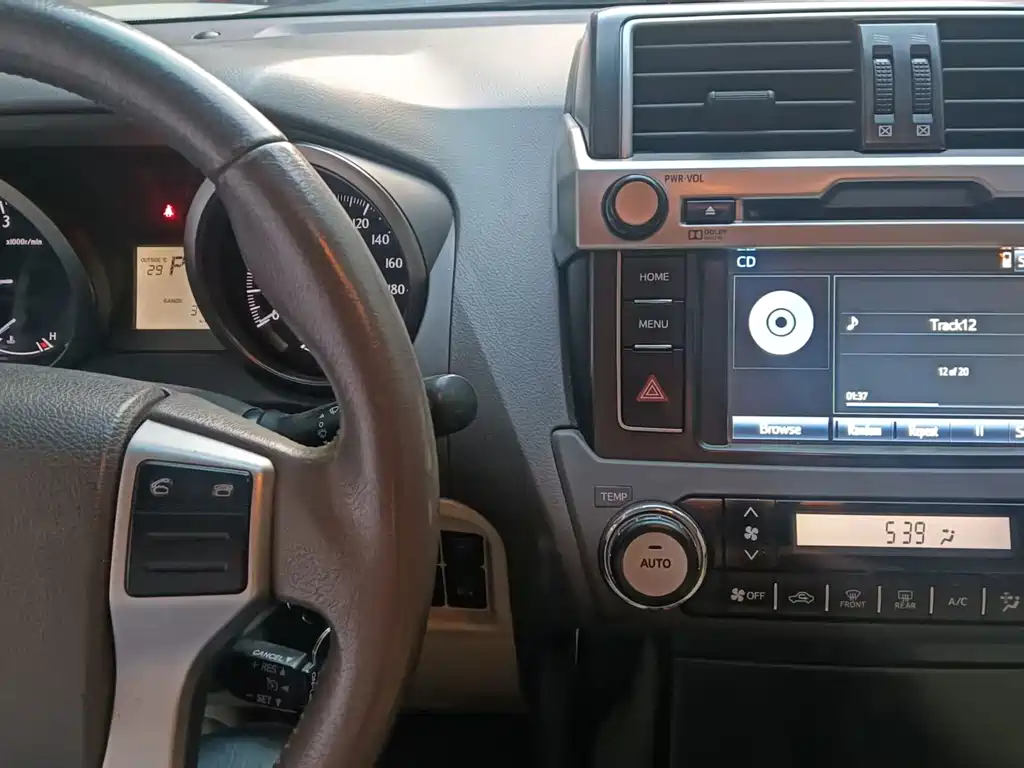 Toyota Prado (Import) — миниатюра 6