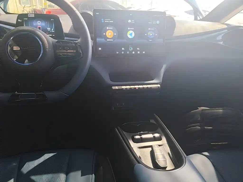 BYD Dolphin — миниатюра 14