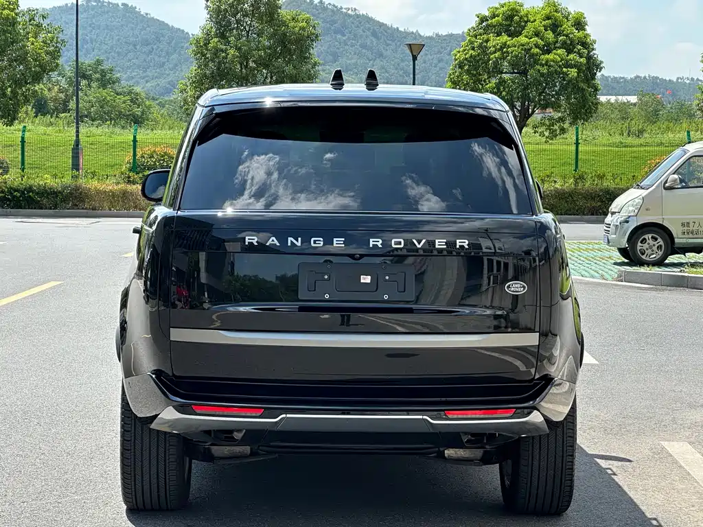 Land Rover Range Rover — миниатюра 6