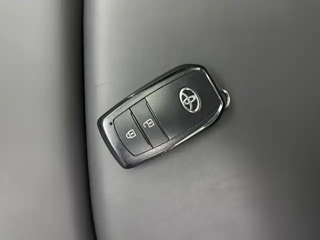 Toyota Frontlander — миниатюра 11