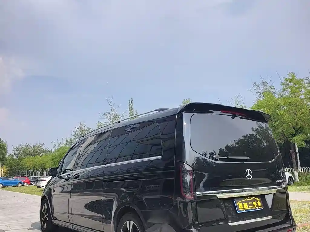 Mercedes-Benz V-Class — миниатюра 4