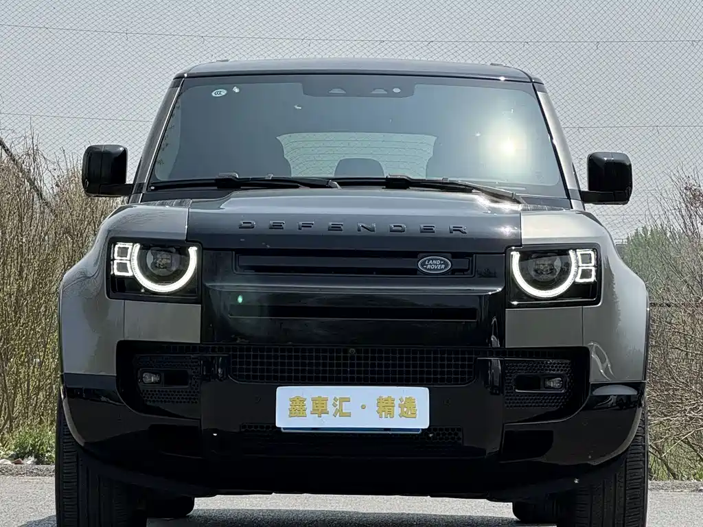 Land Rover Land Rover Defender 2024 110 3.0T P400 X