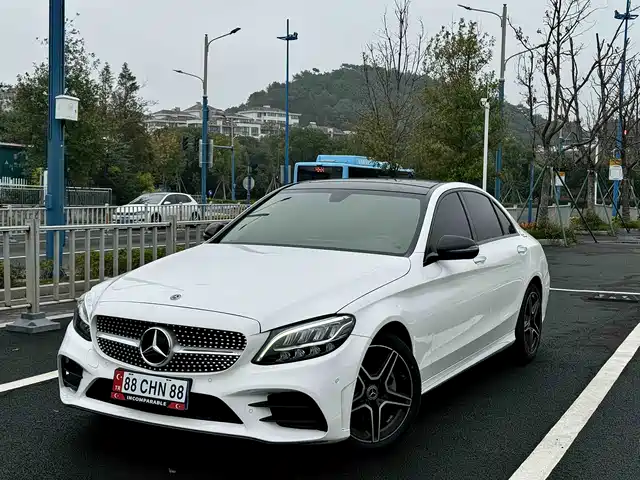 MERCEDES-BENZ C CLASS