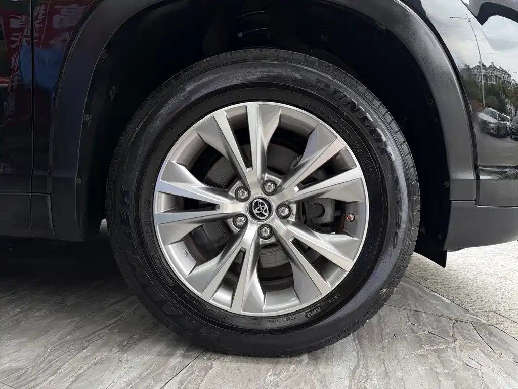 Toyota Highlander — миниатюра 16