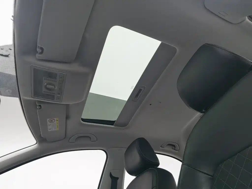 Skoda Rapid — миниатюра 14