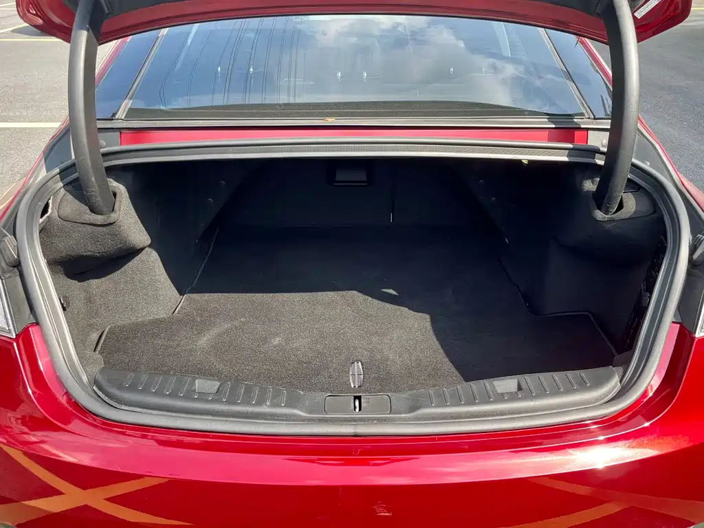 Lincoln MKZ — миниатюра 10