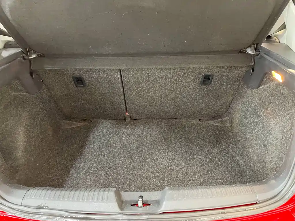 Volkswagen Polo 1.6L Auto Comfort Type, фото 27