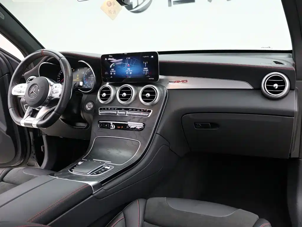 Mercedes-Benz GLC AMG — миниатюра 22
