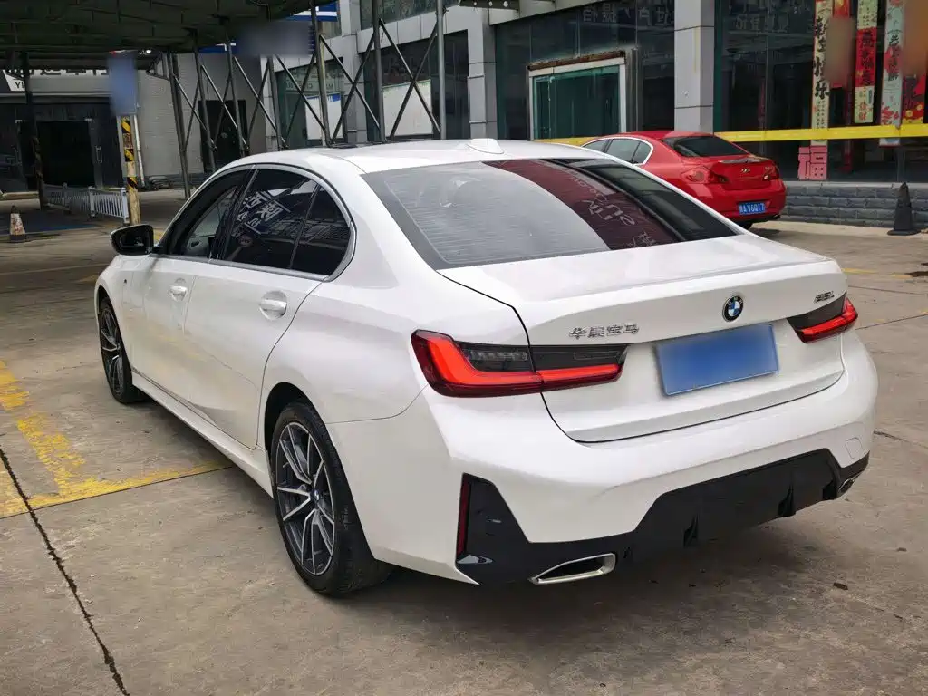 BMW 3 Series — миниатюра 8