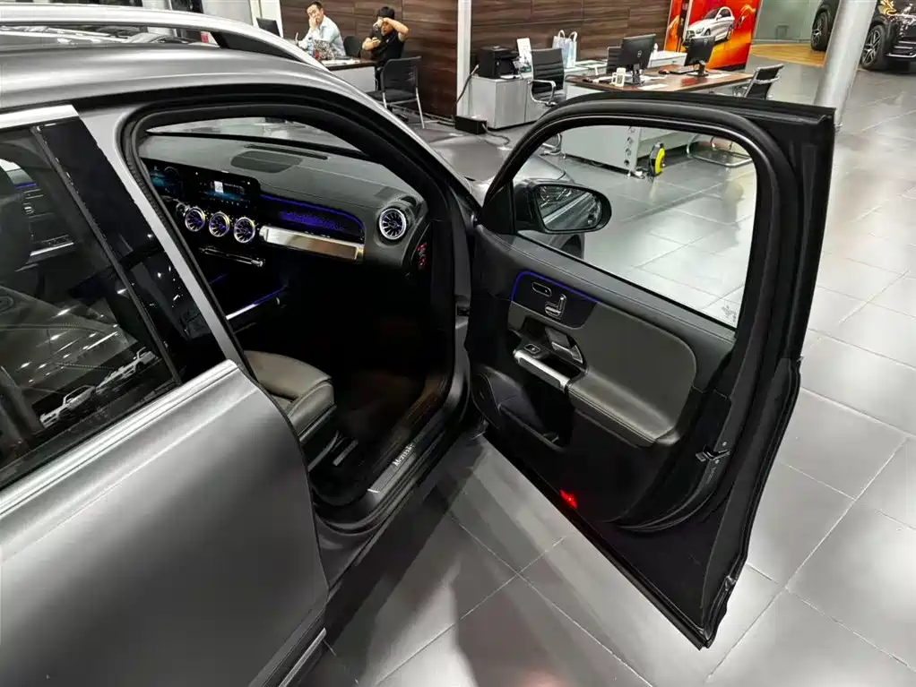 Mercedes-Benz EQB — миниатюра 22