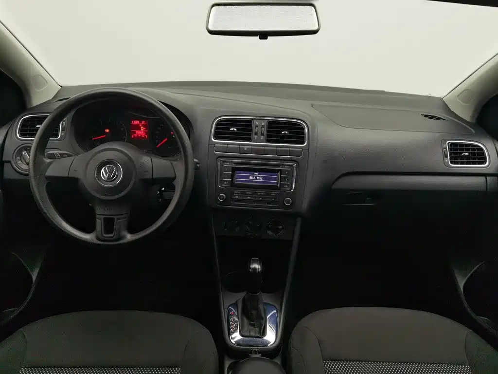 Volkswagen Polo — миниатюра 5