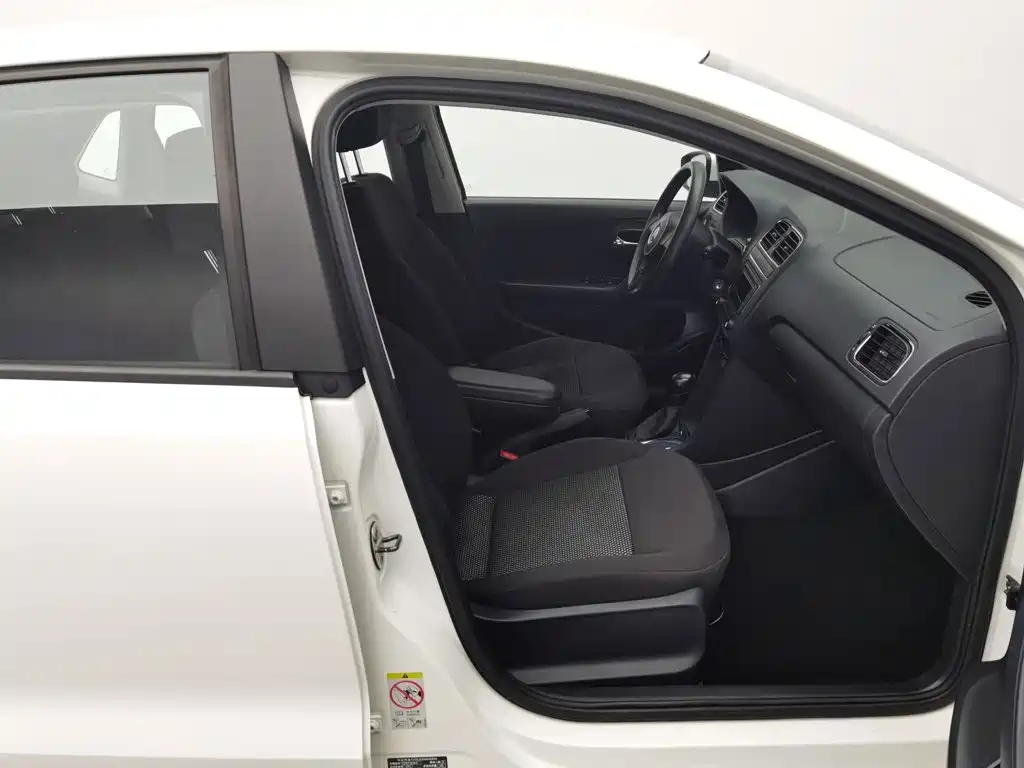 Volkswagen Polo — миниатюра 23