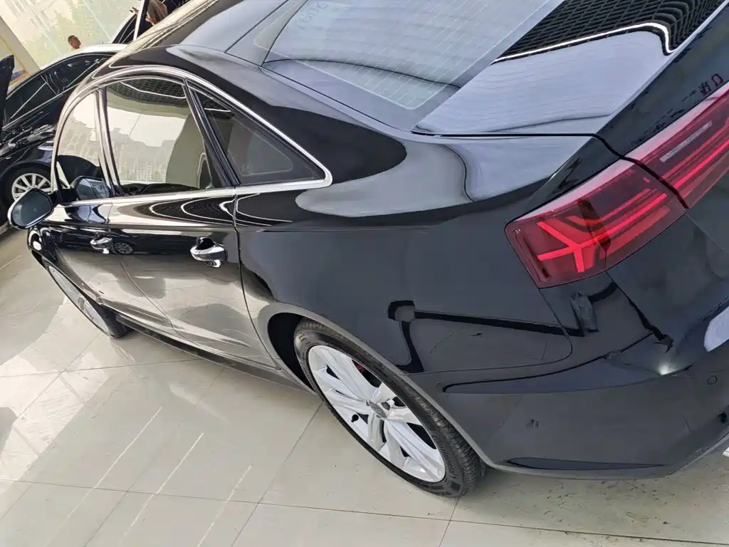 Audi A6L — миниатюра 6
