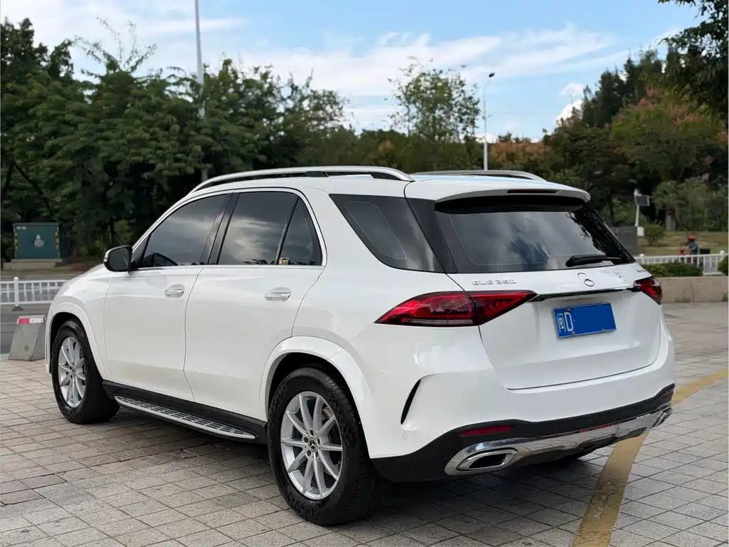 Mercedes-Benz GLE (Import) — миниатюра 11