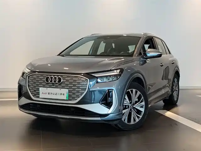 AUDI Q4 E TRON 2024