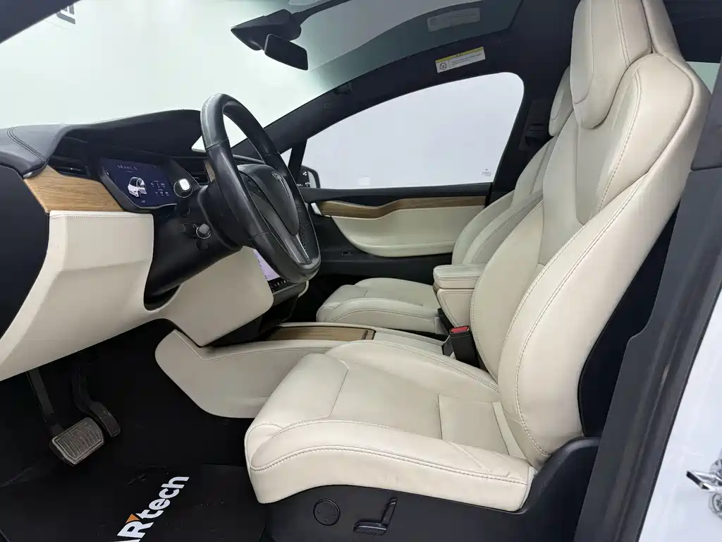 Tesla Model X — фотографии объявления, Фото 14
